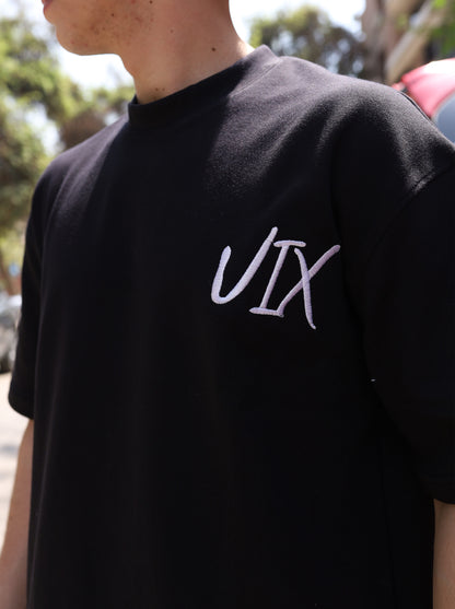 T-shirt (left)